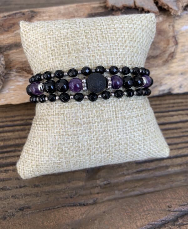 Armkette Lava, Amethyst und Achat Perlen – Bild 2