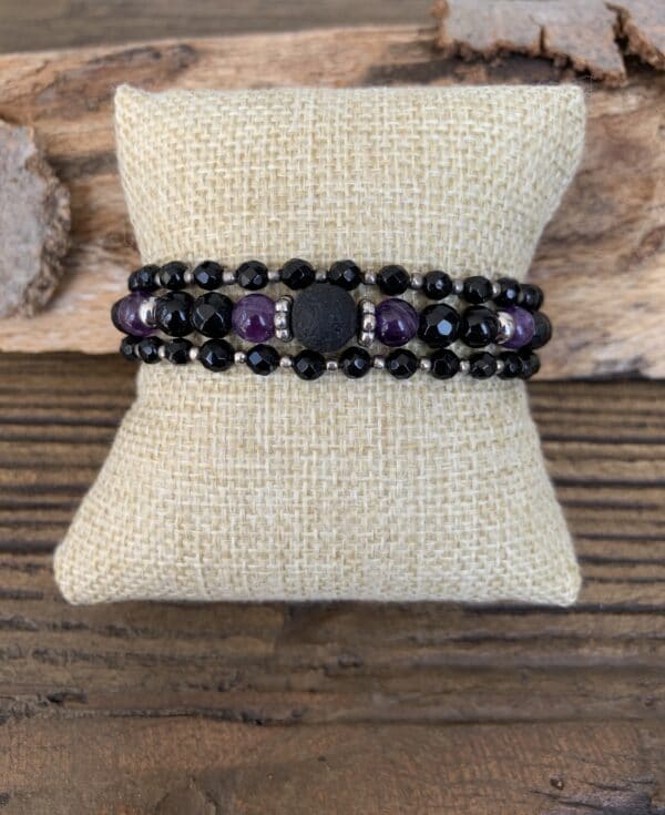 Armkette Lava, Amethyst und Achat Perlen – Bild 3