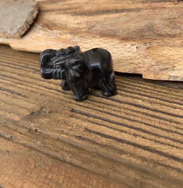 Elefant schwarzer Obsidian – Bild 2